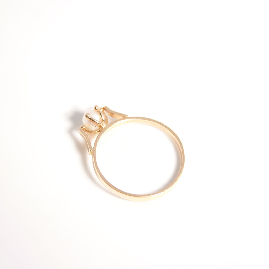 Anillo oro rosa y perla