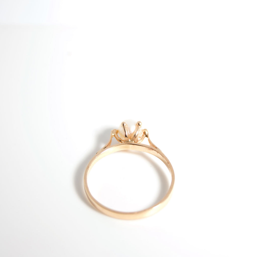 Anillo oro rosa y perla