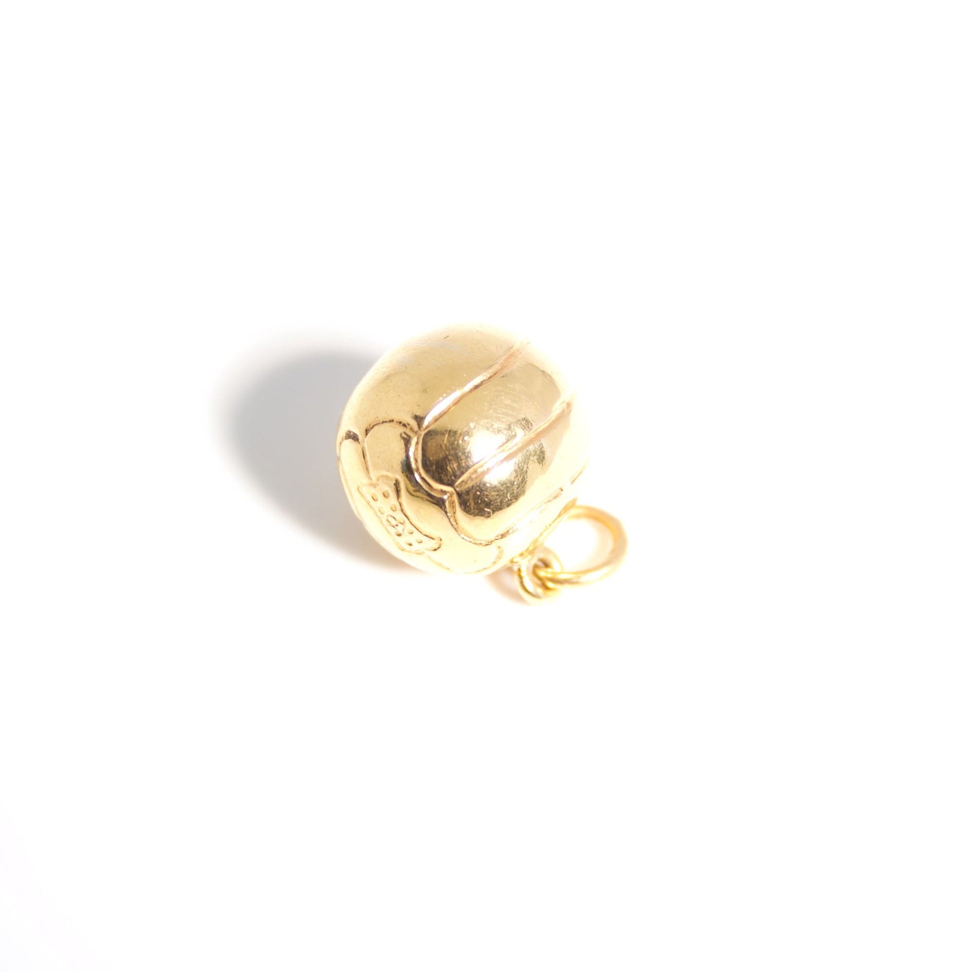 Pelota futbol oro amarillo