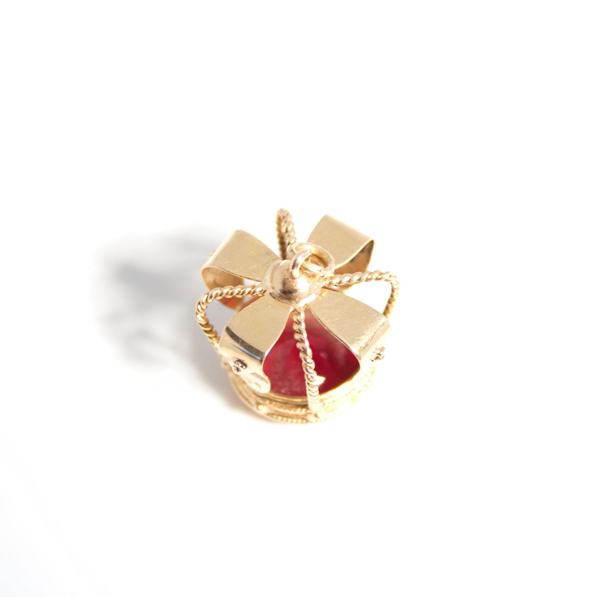 Corona Oro rosa con rubí