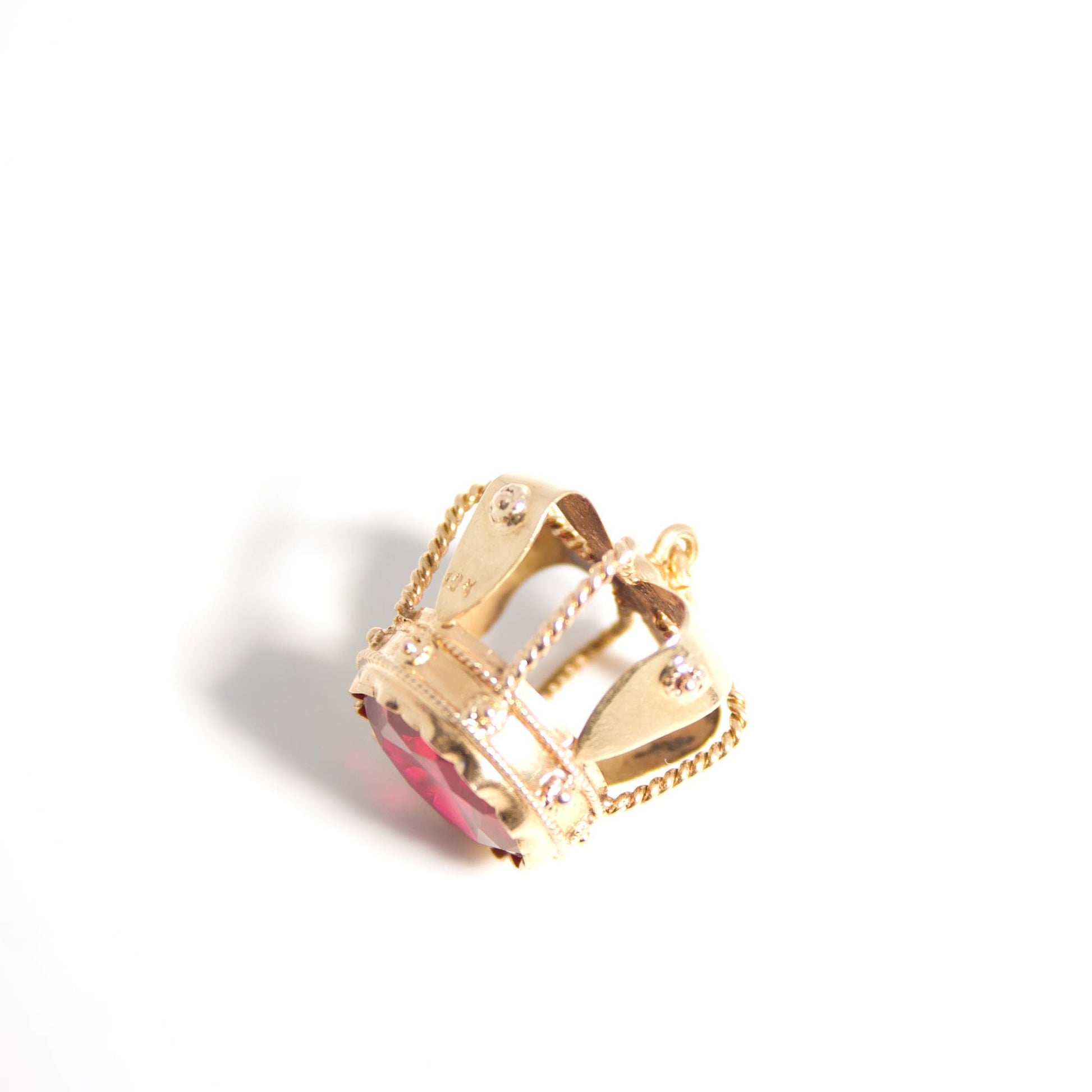 Corona Oro rosa con rubí