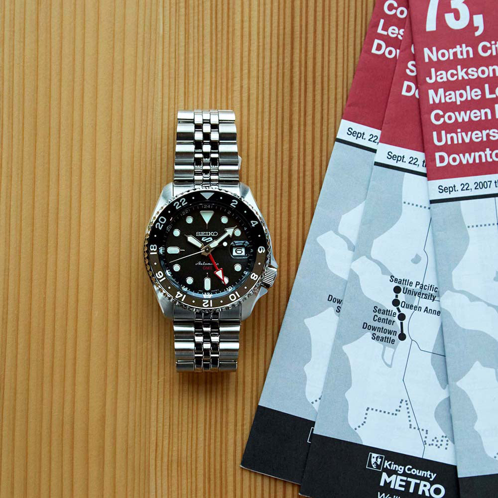 Seiko SSK001 5 Sports SKX Sports Style GMT Series