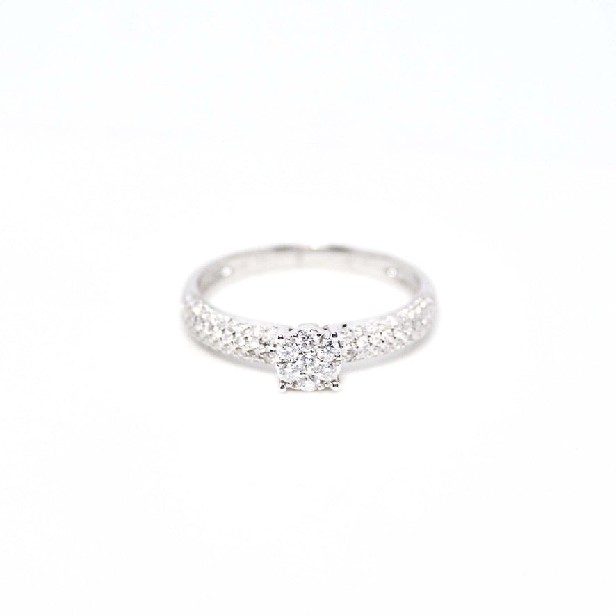 Anillo oro blanco cuerpo bombé