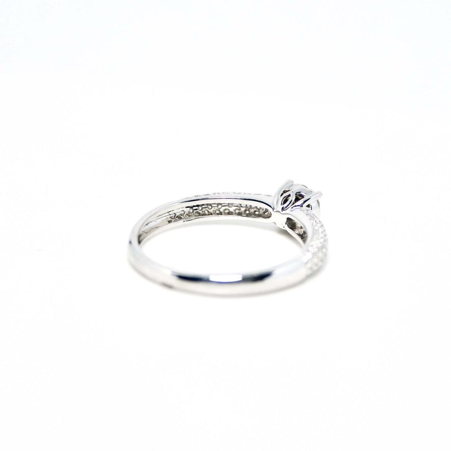 Anillo oro blanco cuerpo bombé